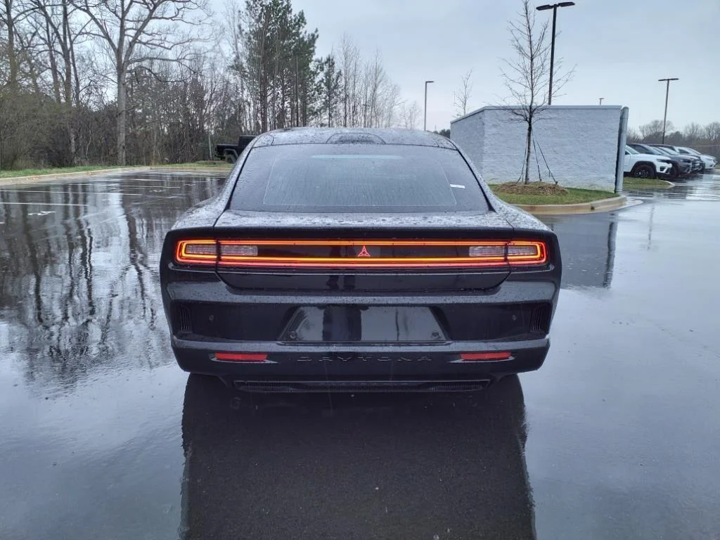 2025 Dodge Charger Daytona R/T - Photo 15