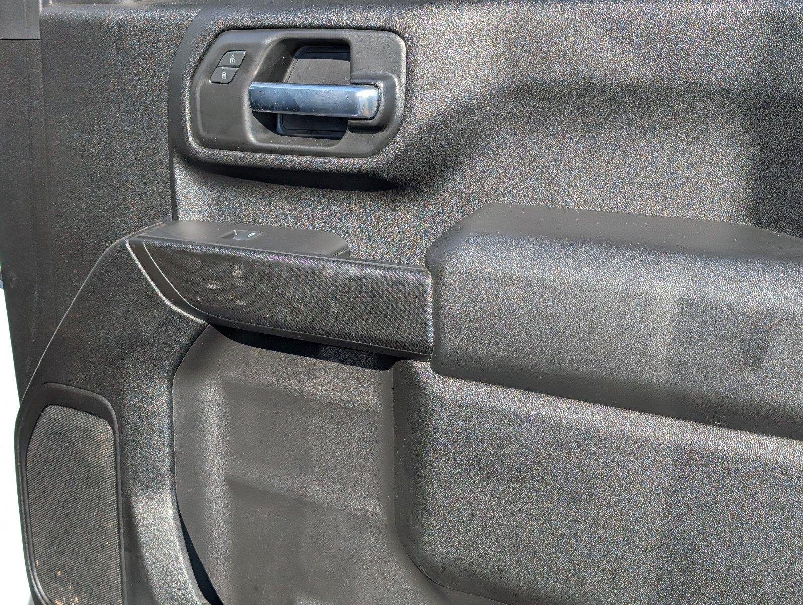 Used 2021 SUMMIT WHITE Chevrolet Custom image 38