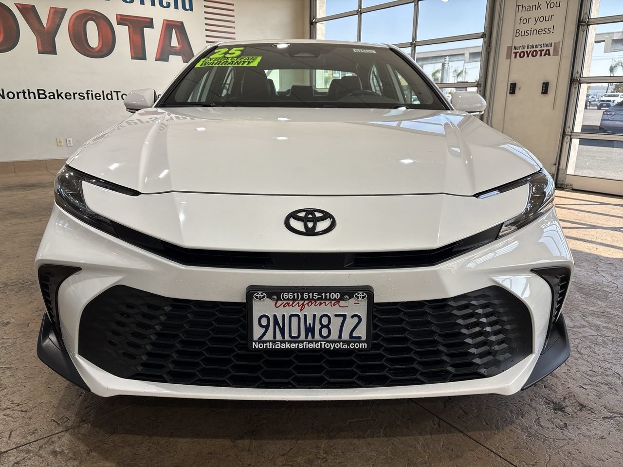Certified Used 2025 Ice Toyota SE image 5