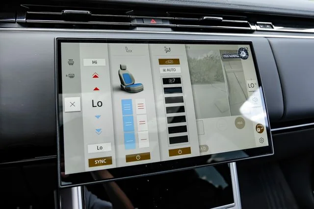 2026 Land Rover Range Rover SE - Photo 40