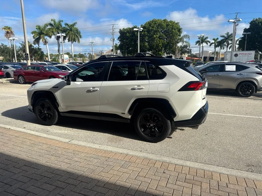 Used 2021 White Toyota XSE image 10