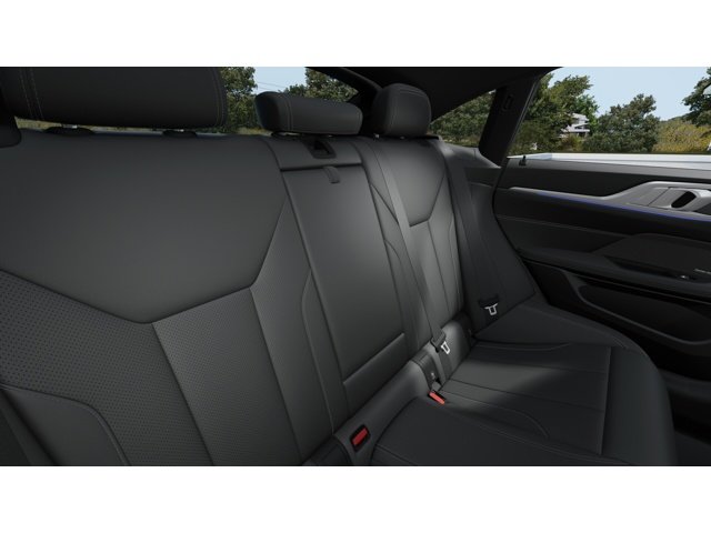 New 2026 Portimao Blue Metallic BMW i4 image 12