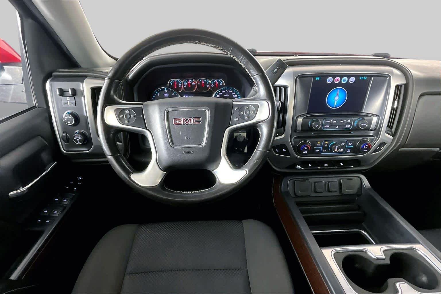 Used 2018 Cardinal Red GMC SLE image 6