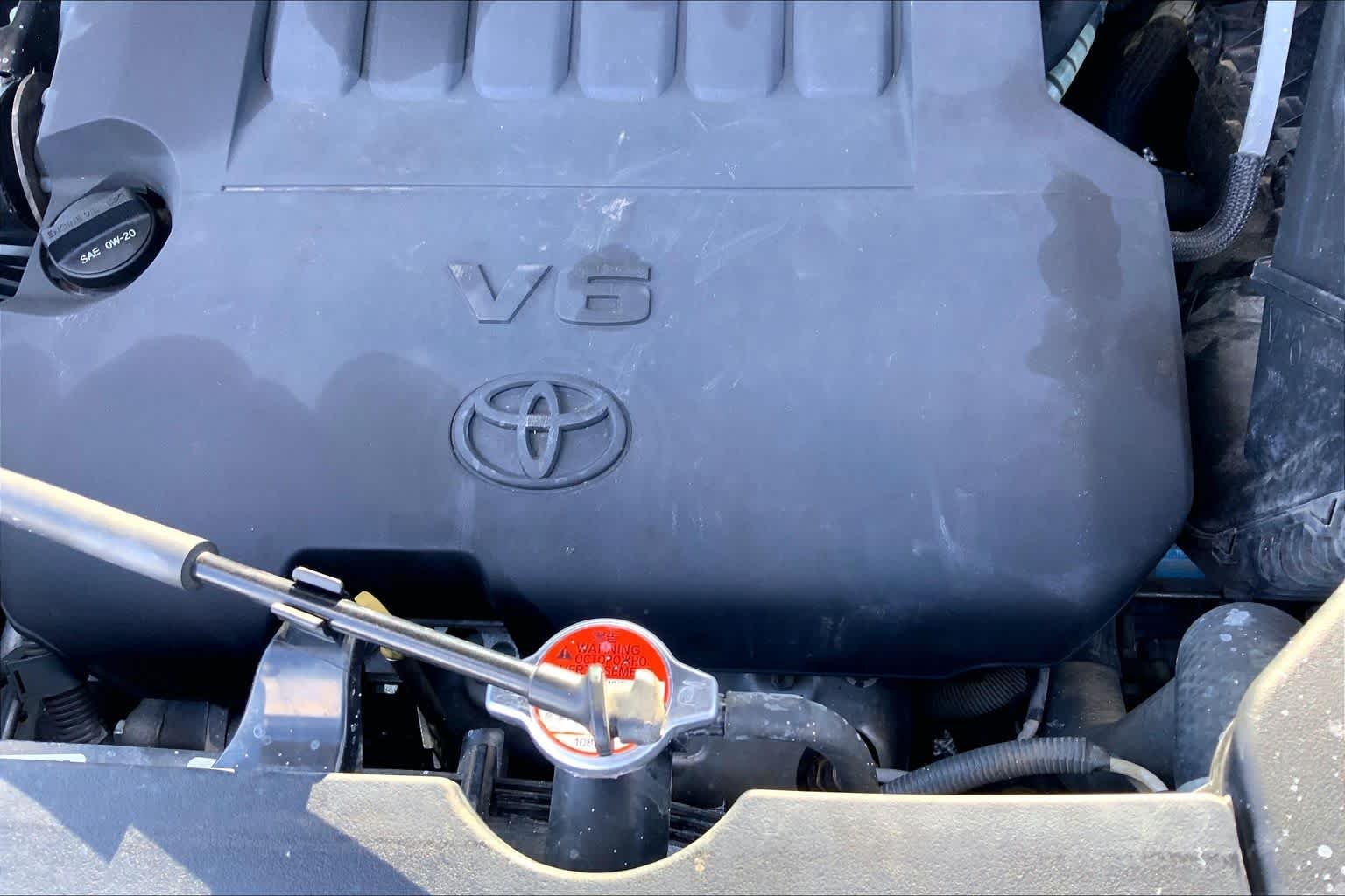 Used 2015 Blizzard Pearl Toyota XLE image 33