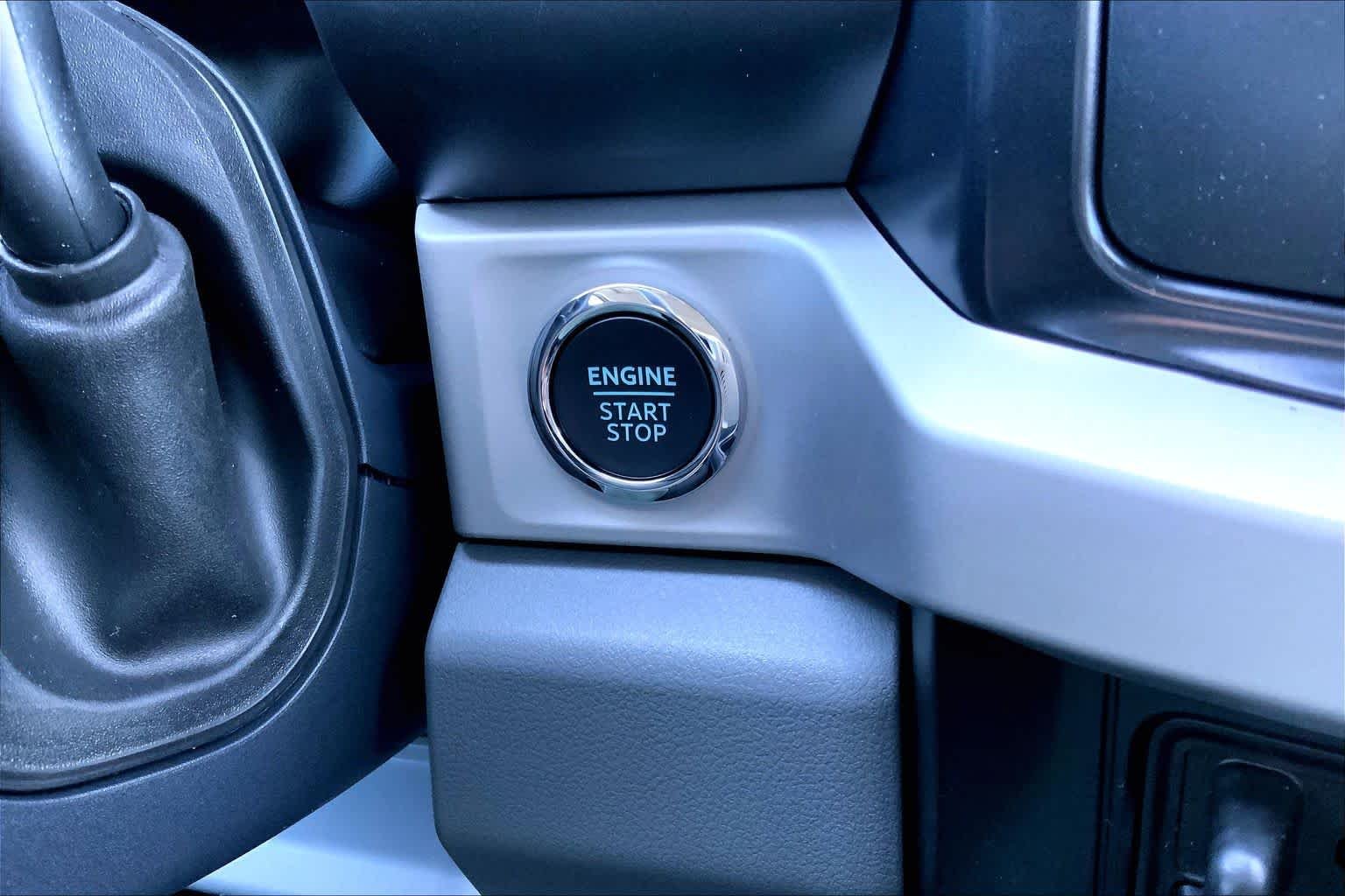 New 2027 Agate Black Metallic Ford F-350® XLT image 17