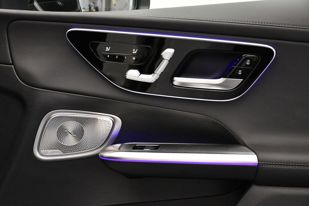 2025 Mercedes-Benz GLC Base - Photo 44