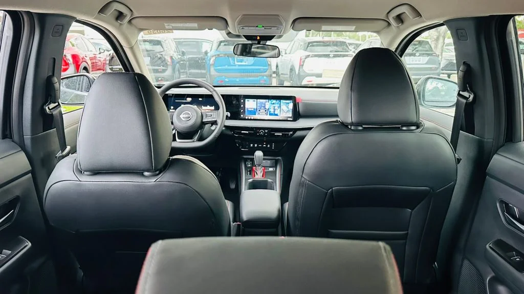 2026 Nissan KICKS SR - Photo 30