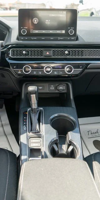 2022 Honda Civic EX - Photo 16