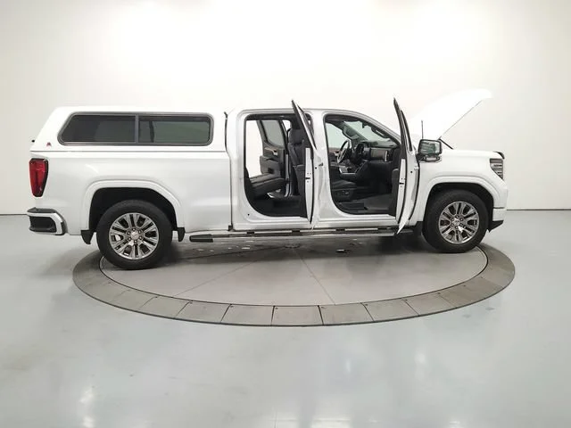 Used 2023 Summit White GMC Denali image 17