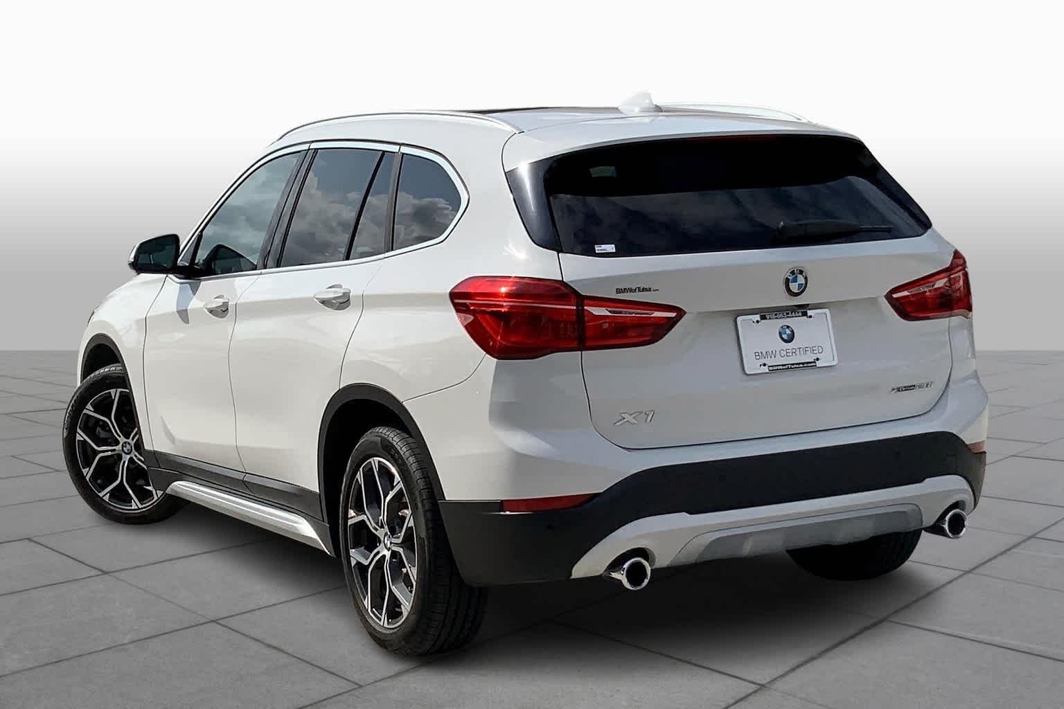 Used 2021 Alpine White BMW xDrive28i image 11