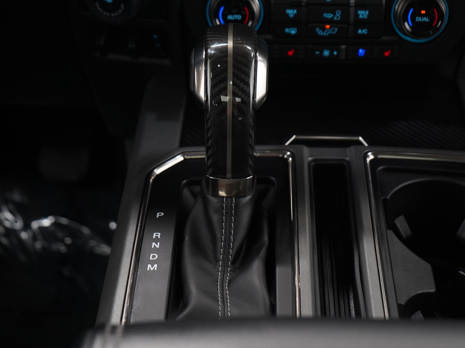 Used 2019 Magnetic Ford Raptor image 21