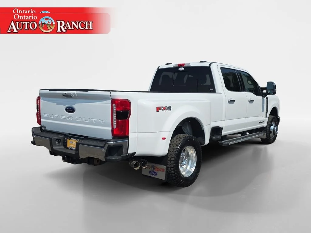 Used 2024 Oxford White Ford LARIAT image 5