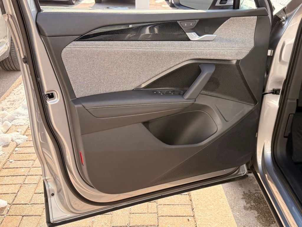2026 Volkswagen Tiguan S - Photo 8