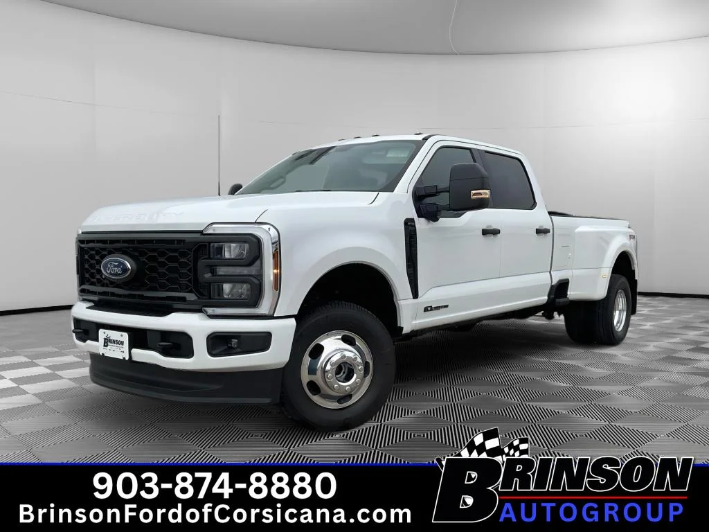 2026 Ford F-350 XL 4x4 Crew Cab 8' Box DRW's photo