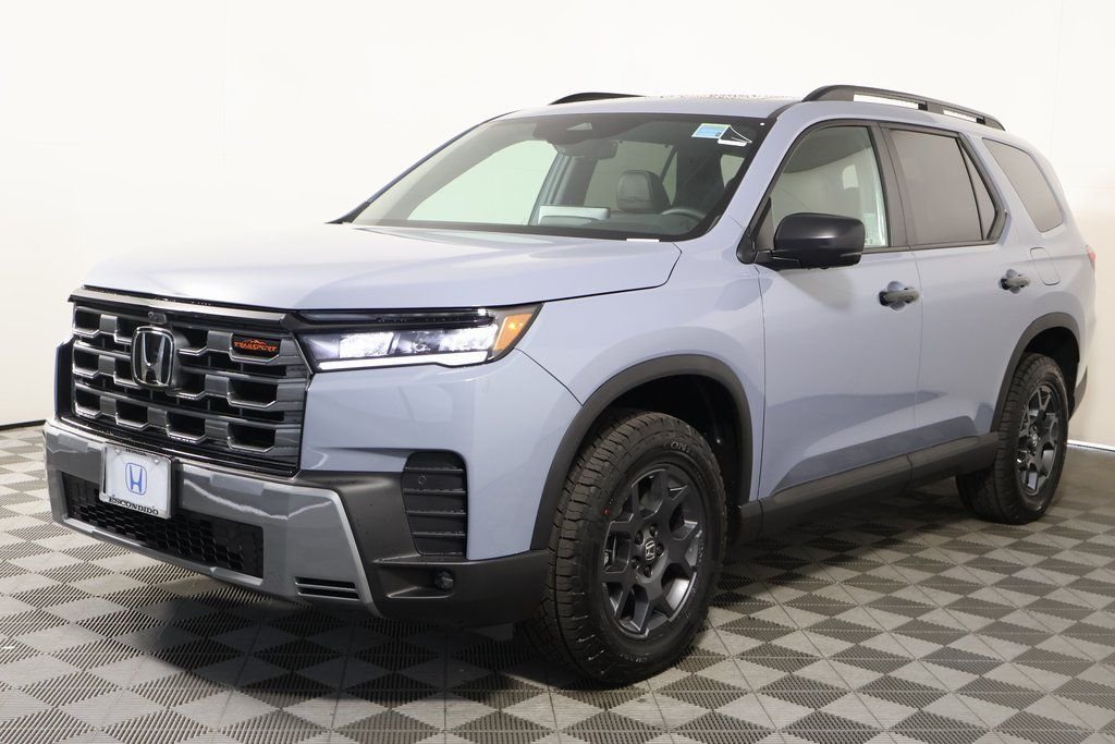 2026 Honda Pilot TrailSport AWD's photo