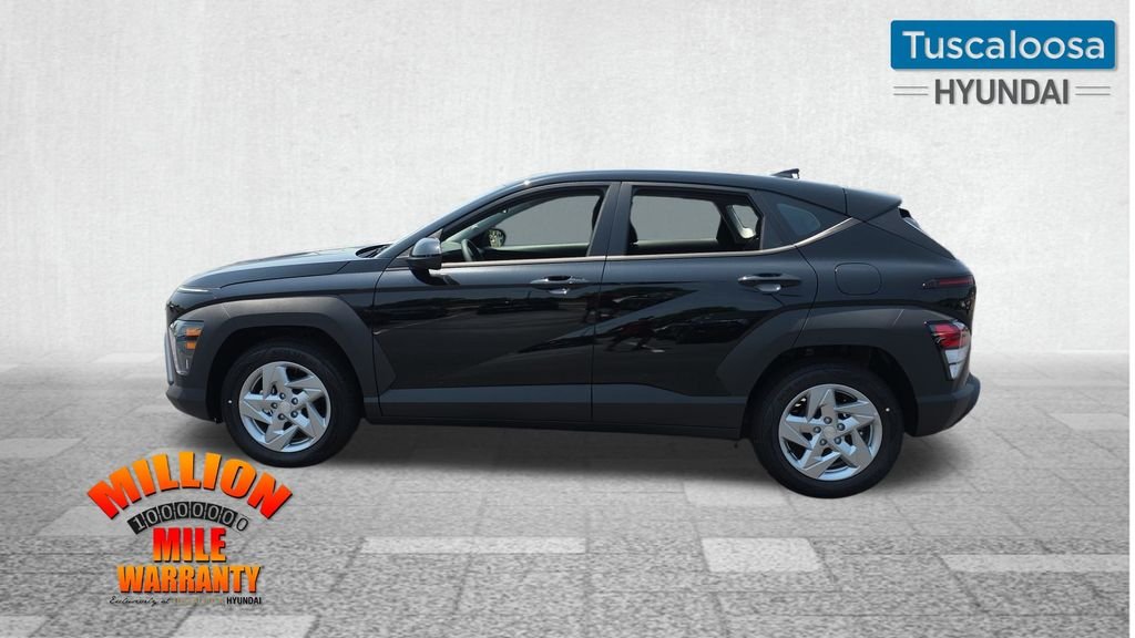 New 2026 Black Hyundai SE image 4
