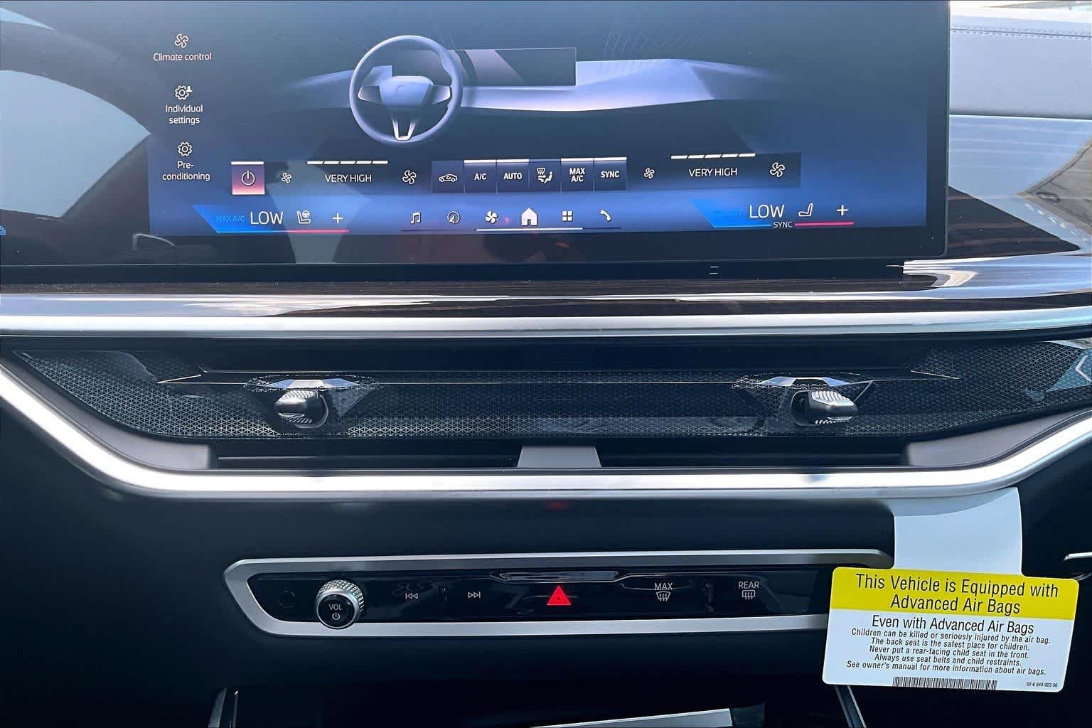 Used 2026 Skyscraper Grey Metallic BMW xDrive50e image 33