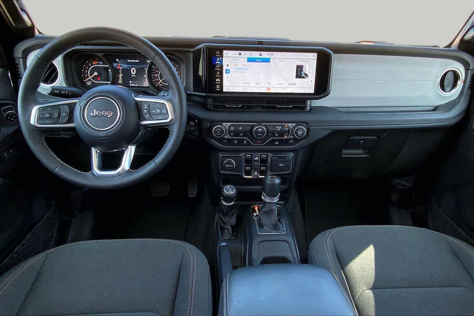 Used 2025 Black Clearcoat Jeep Sahara image 16