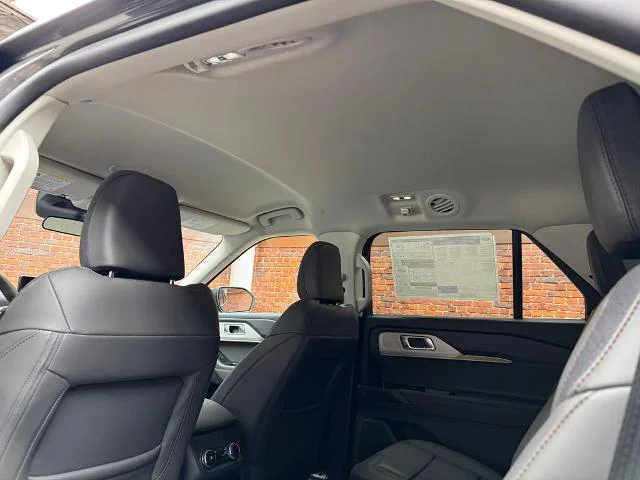New 2026 Carbonized Gray Metallic Ford Active image 25