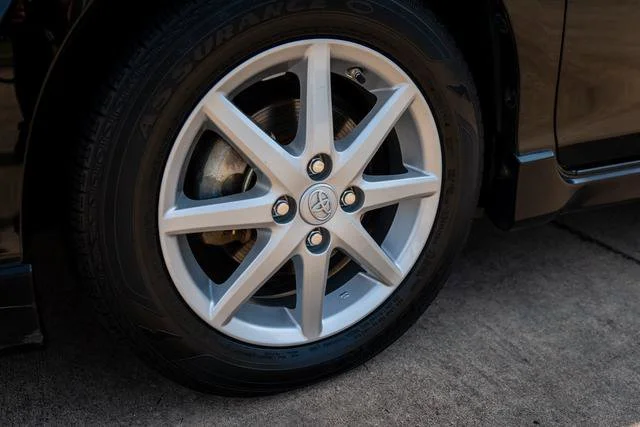 Used 2017 Black Sand Pearl Toyota One image 14