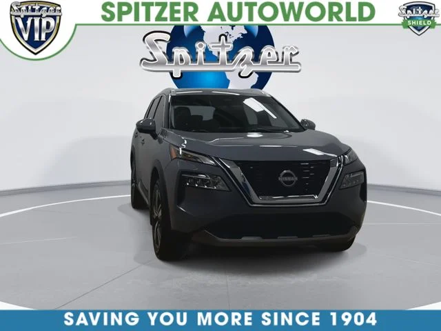 Used 2023 Gray Nissan SL image 3