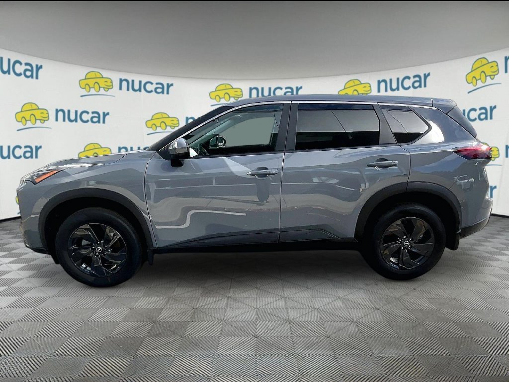 Used 2026 Gray Nissan SV image 4