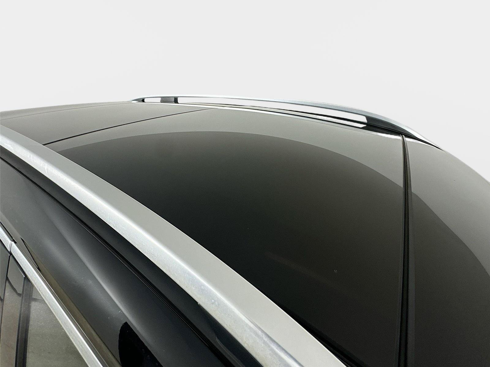 Used 2023 Night Black Mercedes-Benz 350 image 13