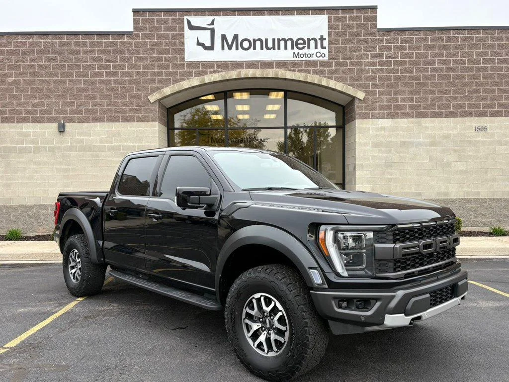 2023 Ford F-150 Raptor 4x4 SuperCrew 145 in's photo