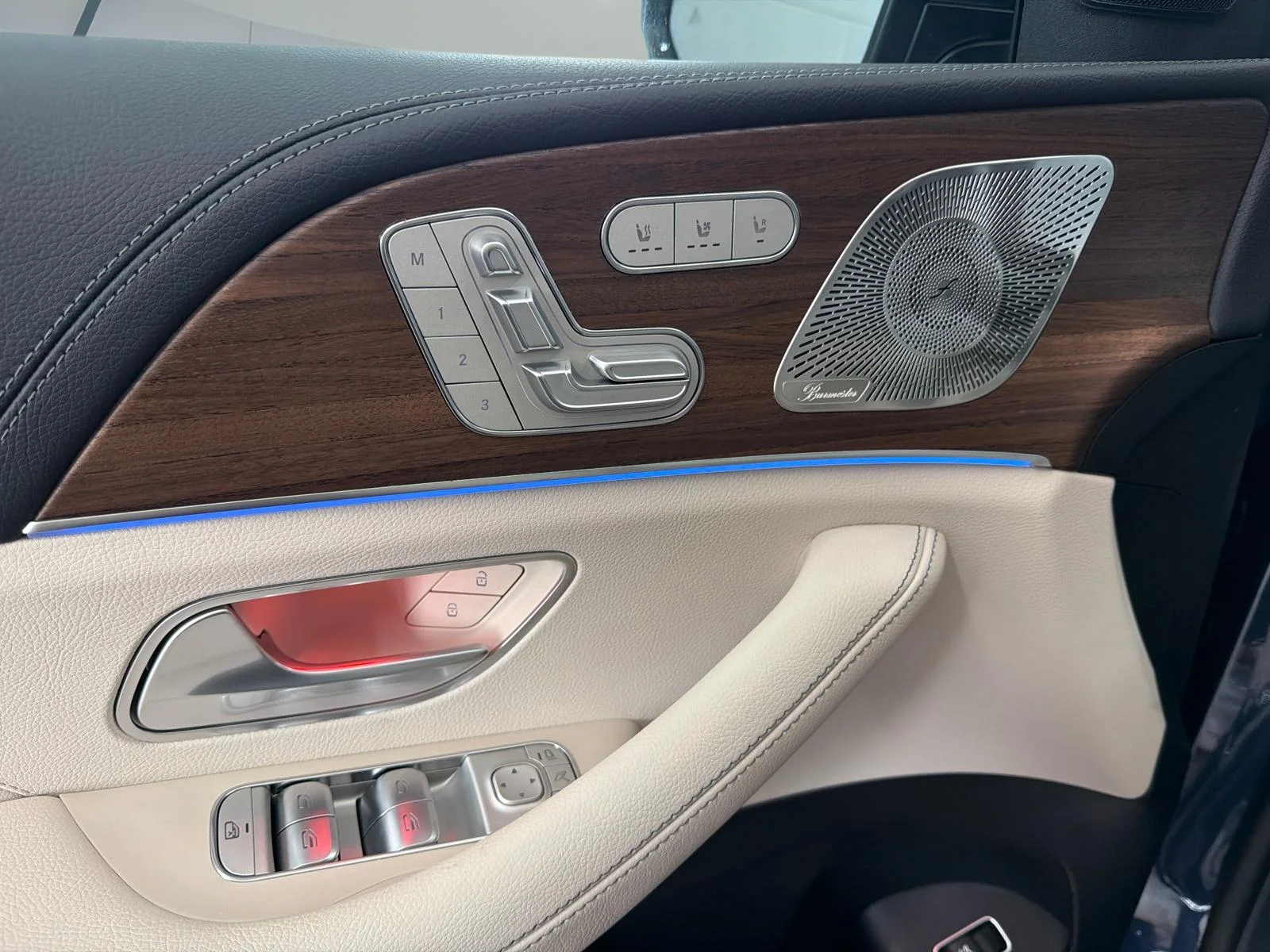 New 2026 Blue Mercedes-Benz GLE 350 4MATIC SUV image 9