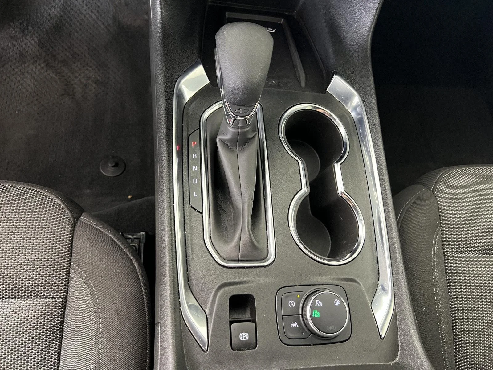 Used 2023 Black Cherry Metallic Chevrolet LT Cloth image 17