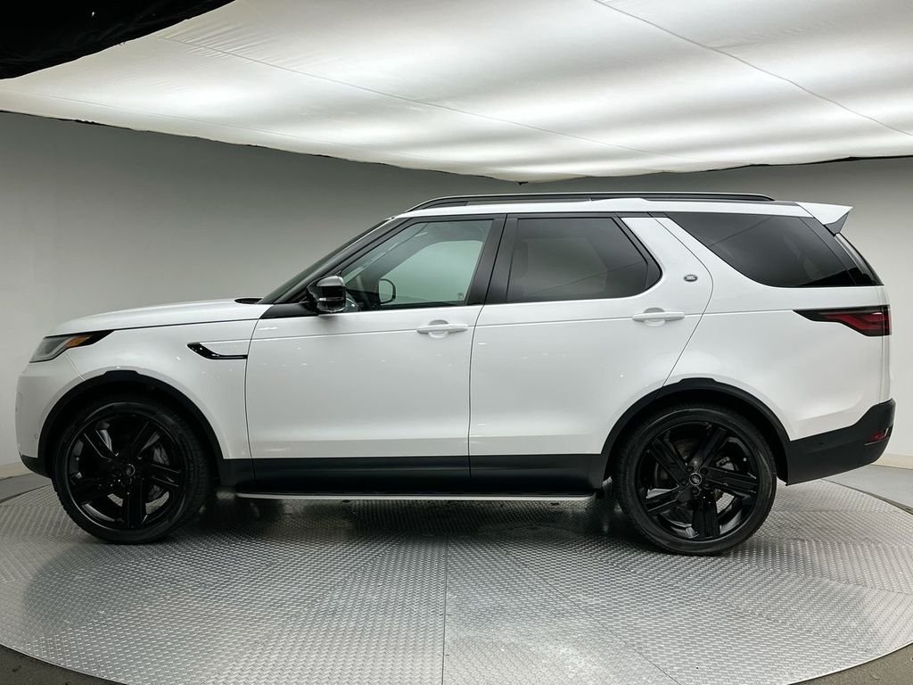 New 2026 Fuji White Land Rover S image 2