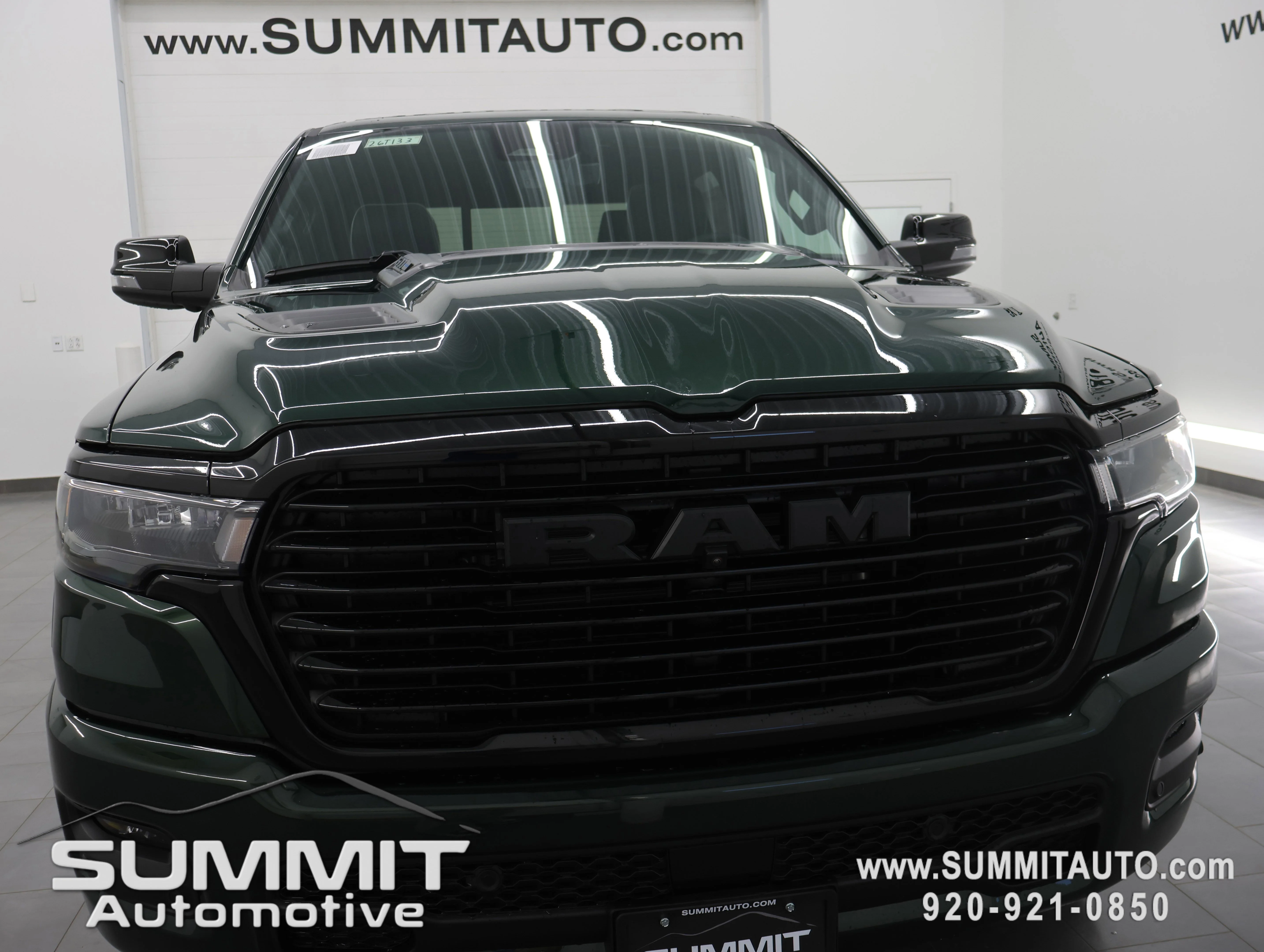 New 2026 Serrano-Green Metallic Exterior Paint RAM Laramie image 25