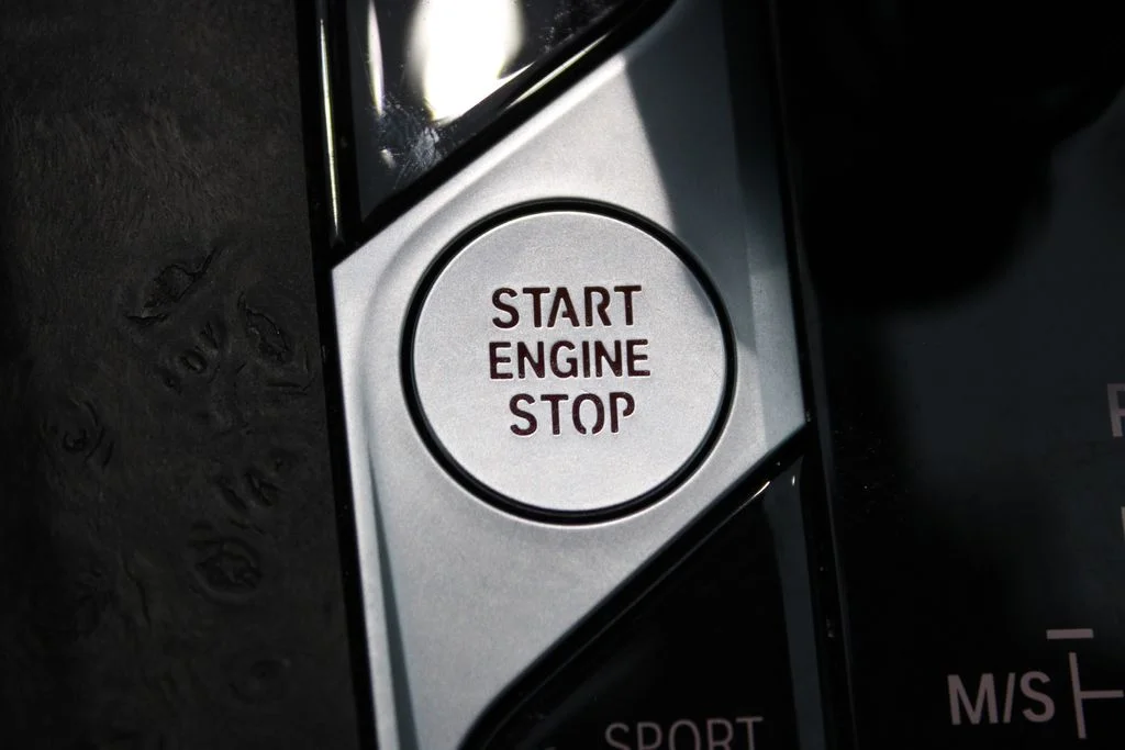 Used 2022 White BMW xDrive40i image 24