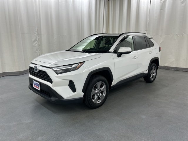 2023 Toyota RAV4 Hybrid XLE photo 2