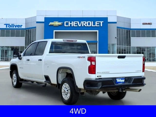Used 2025 Summit White Chevrolet Custom image 4