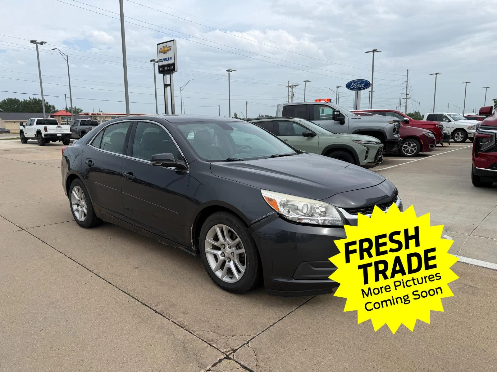 Used 2015 Chevrolet Malibu 1LT with VIN 1G11C5SL7FF172184 for sale in Charles City, IA