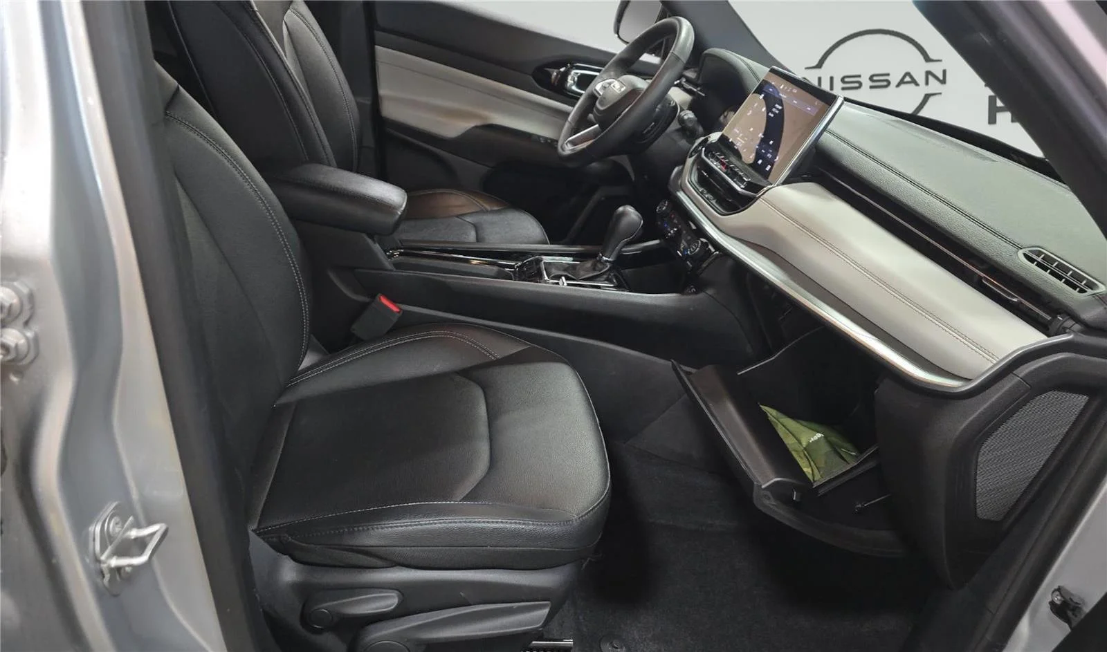 2025 Jeep Compass Limited - Photo 10