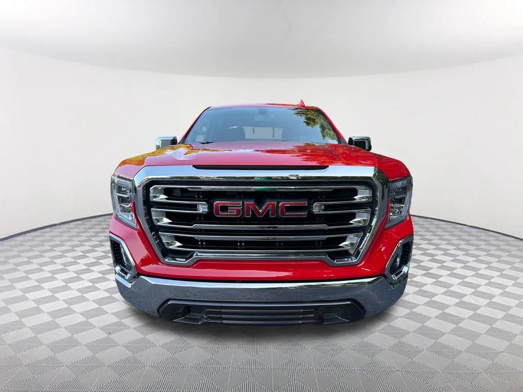 Used 2019 Red GMC SLT image 2