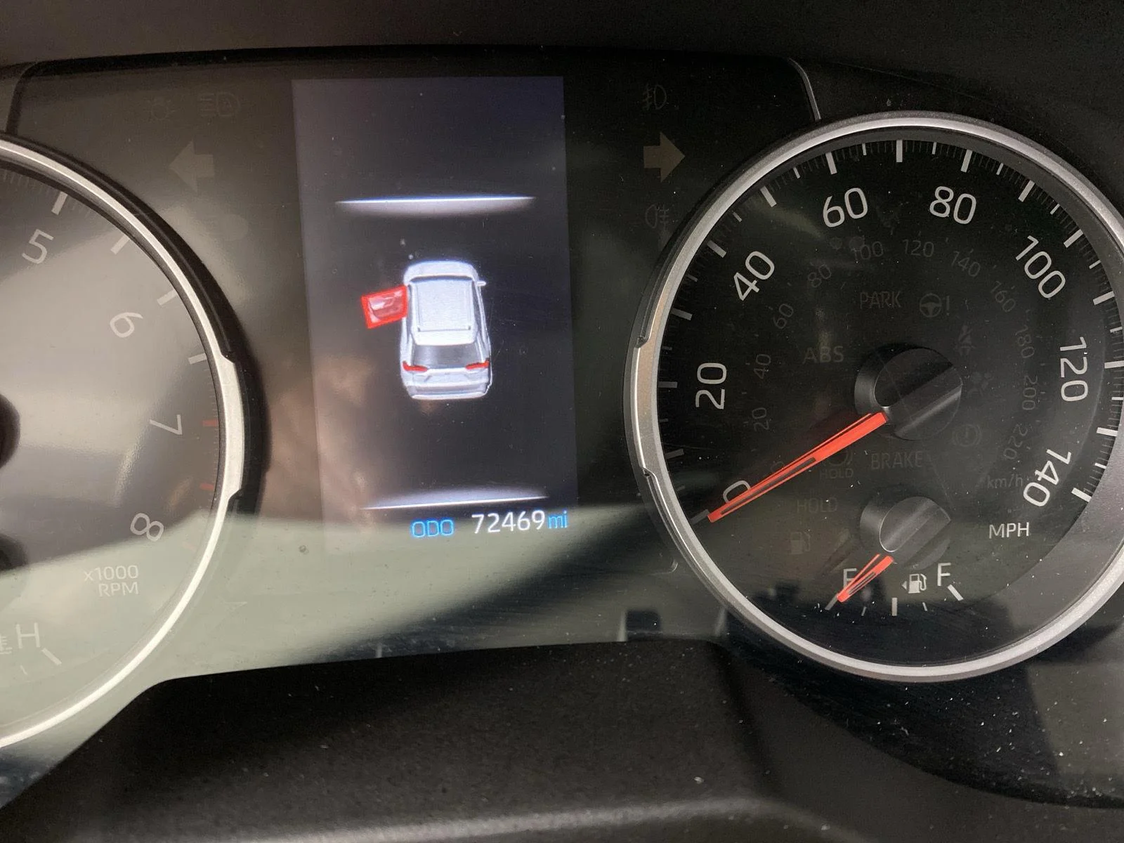 Used 2019 Gy Toyota LE image 12