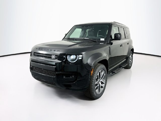 2026 Land Rover Defender 110 X-Dynamic SE