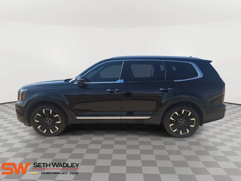 Used 2023 Ebony Black Kia SX image 4