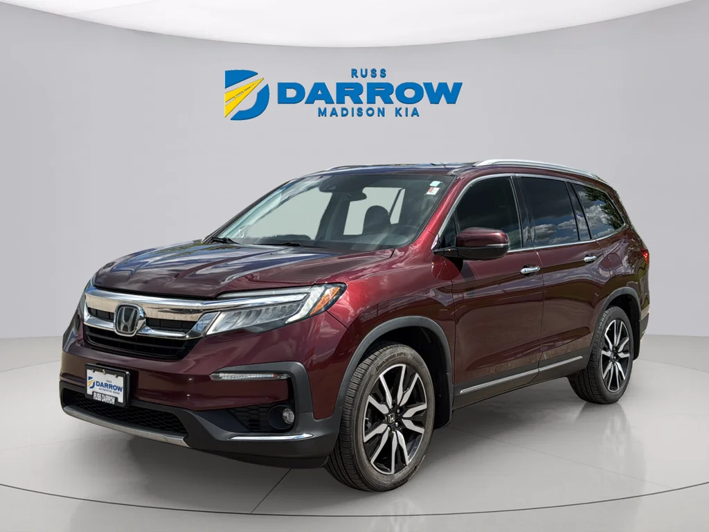 Used 2019 Red Honda Touring image 1