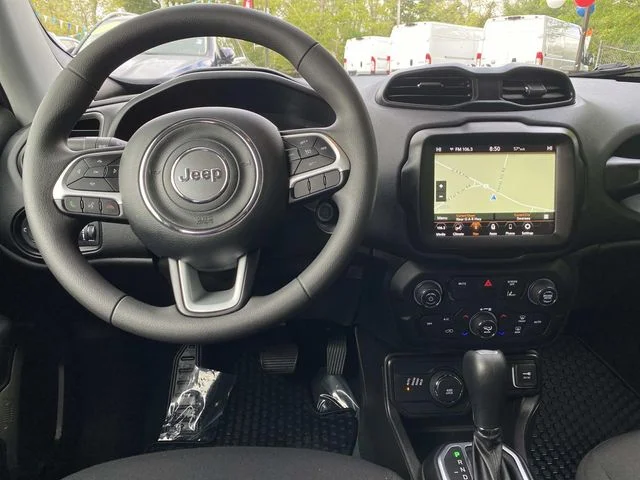Used 2023 Black Jeep Latitude image 7