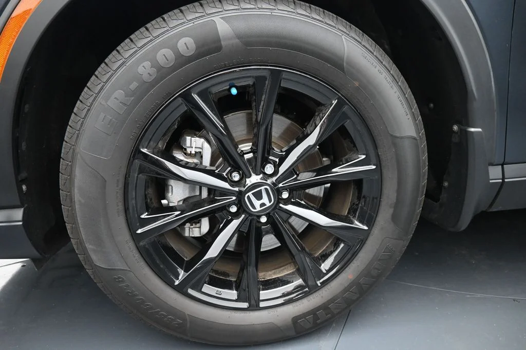 Used 2024  Honda Sport image 14