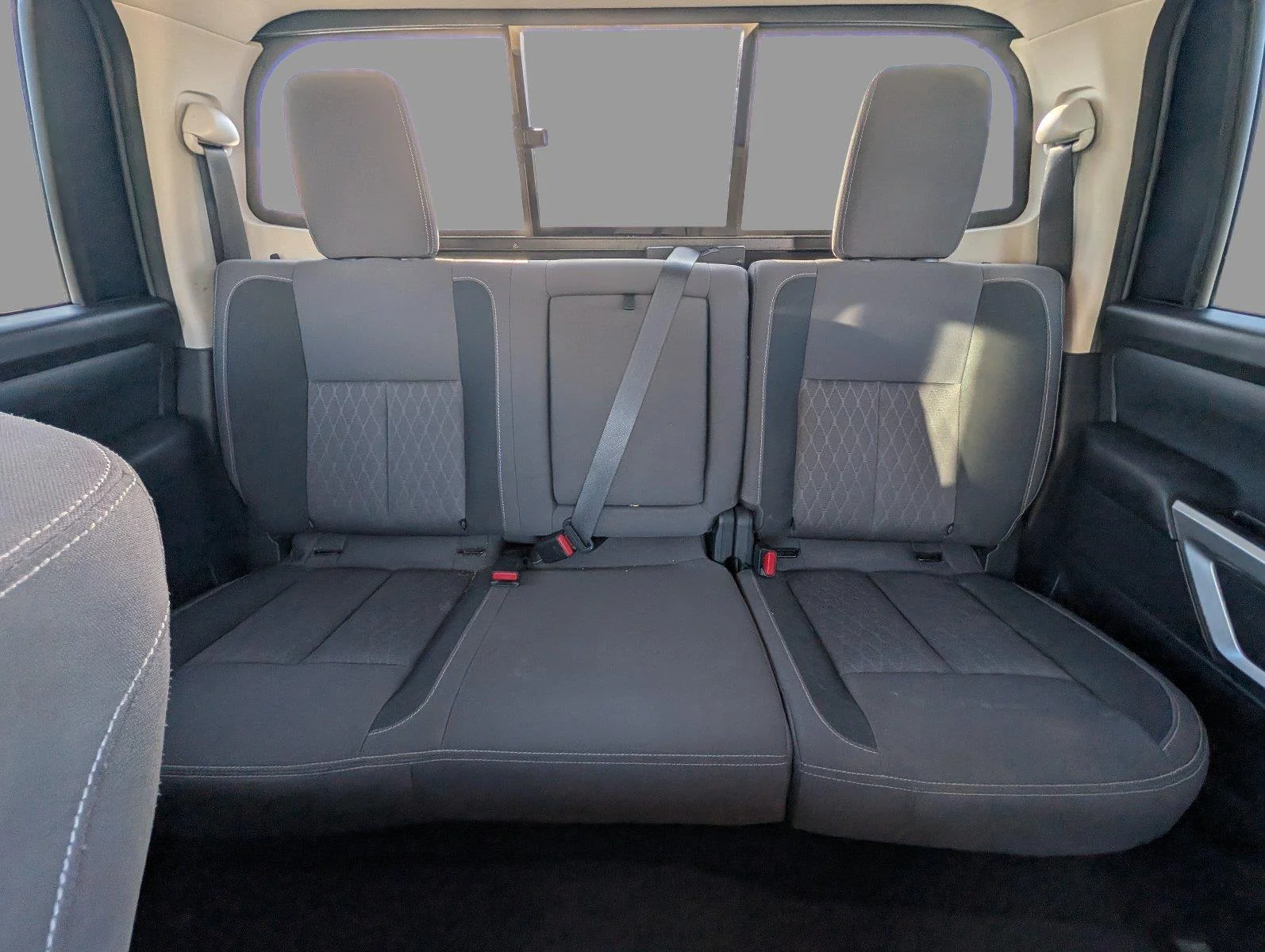 Used 2022 Super Black Nissan SV image 13