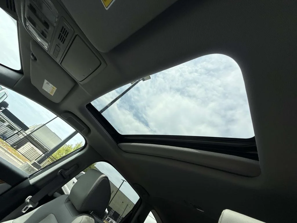 Used 2019  Honda EX-L image 22