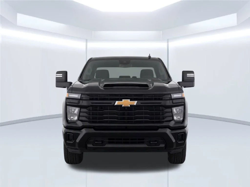 Used 2024 Black Chevrolet Custom image 7