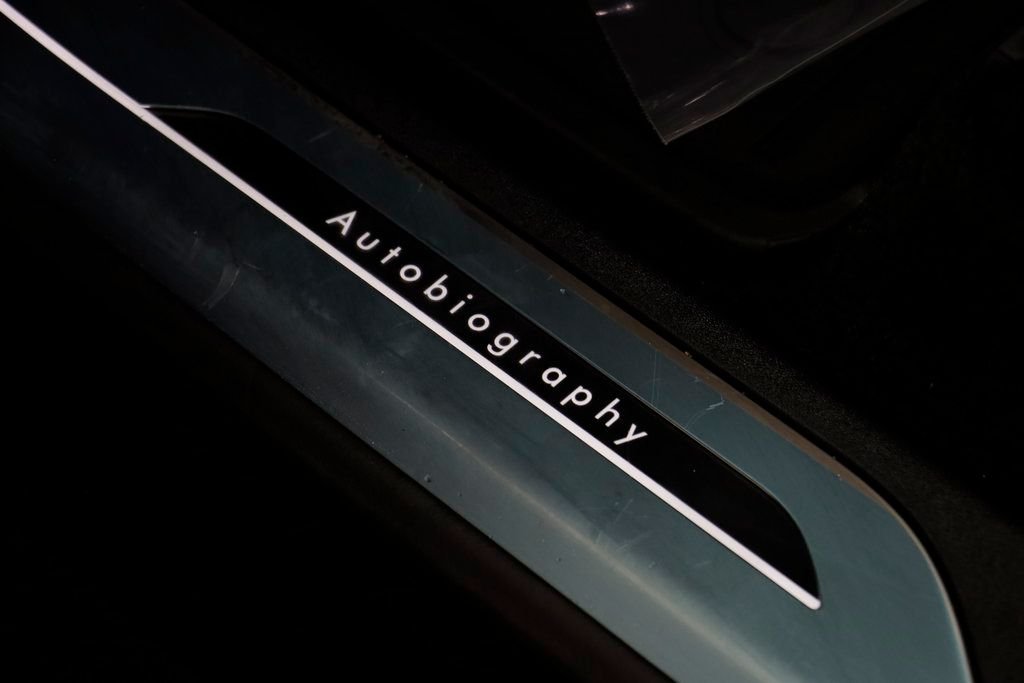 New 2026 Petrolix Blue LAND ROVER Autobiography image 8