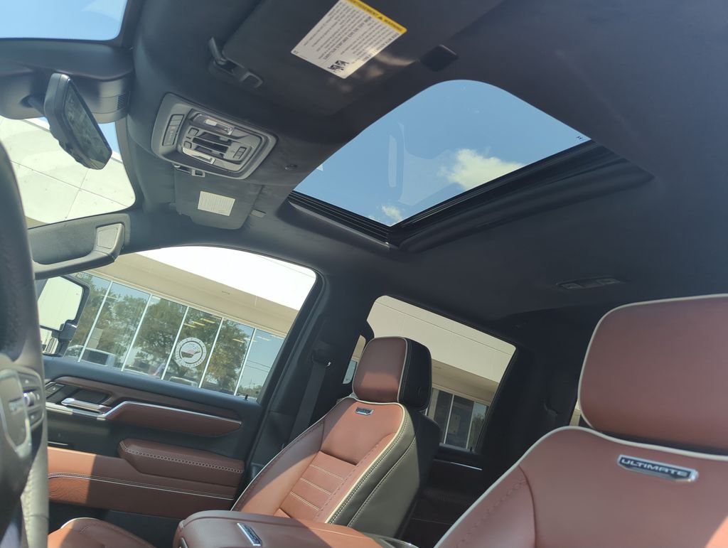 Used 2026 White GMC Denali Ultimate image 28