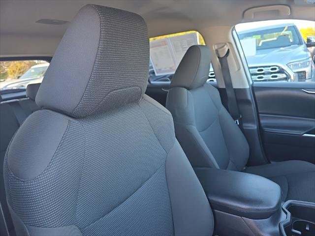 Certified Used 2025 SILVER SKY METALLIC Toyota  image 10